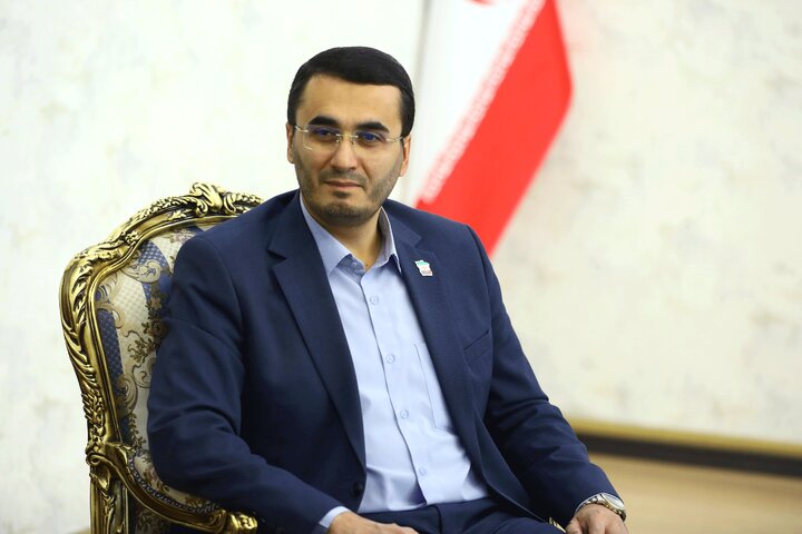 دیدار نماینده مجلس مشاوران ژاپن با متفکر‌آزاد