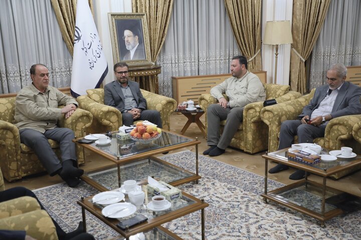 حاجی‌بابایی در نشست شورای اداری استان کرمانشاه