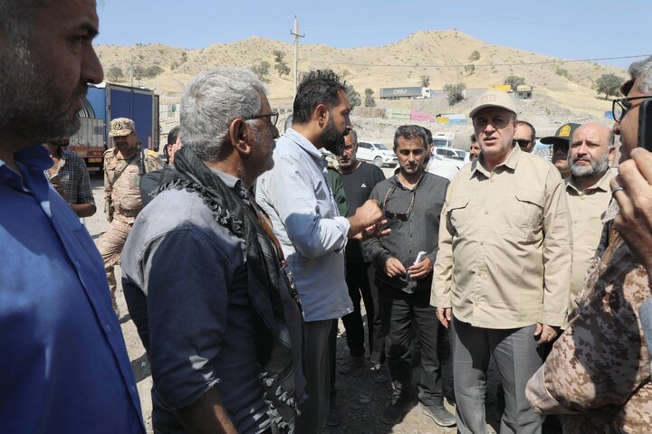 بازدید نایب رئیس مجلس از بازارچه مرزی شیخ‌صله