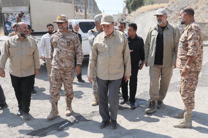 بازدید نایب رئیس مجلس از بازارچه مرزی شیخ‌صله