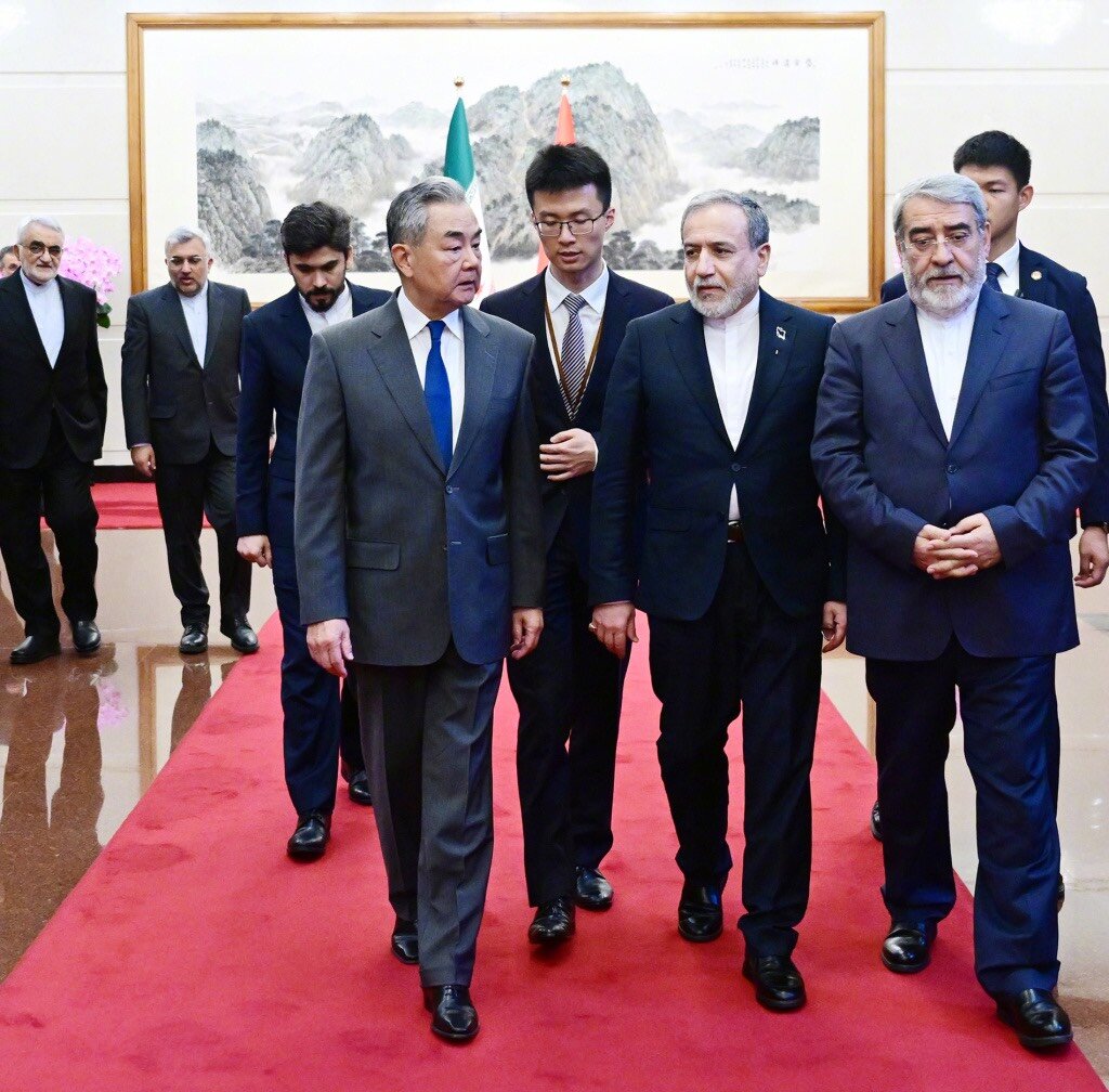 از سفارت در پکن تا ریاست انجمن دوستی ایران و چین؛ حضور بروجردی در هیأت همراه وزیر امور خارجه