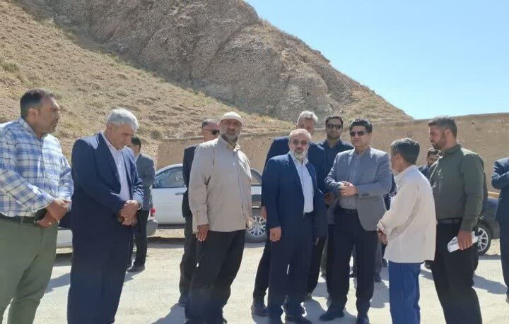 حضور نخعی راد در شهر حسن‌آباد لاین/ افتتاح خودروی مکانیزه حمل زباله و بازدید از پروژه‌های شهری از برنامه های نماینده مشهد