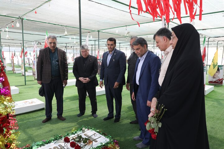 بازدید نماینده مجلس مشاوران ژاپن از جنایات میناب و کوهستک