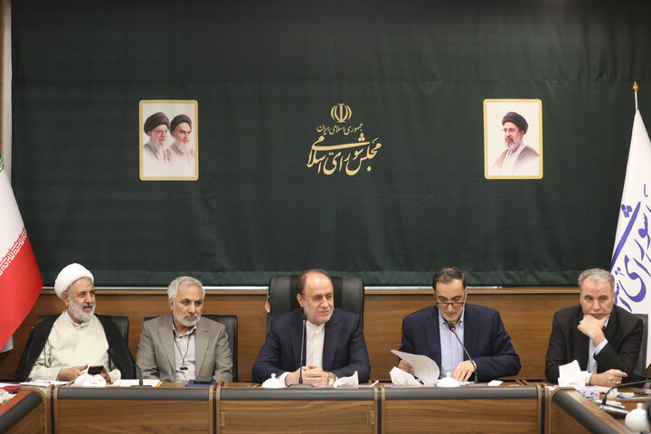 نشست دوشنبه 30 شهریورماه فراکسیون شاهد و ایثارگران مجلس