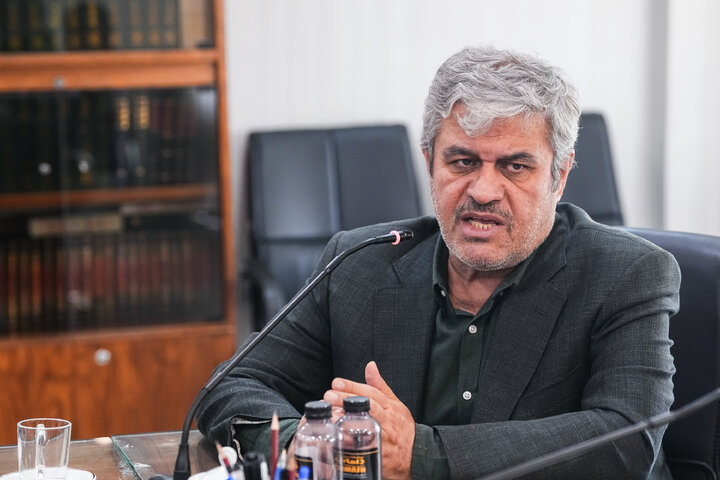 جلسه پیگیری مطالبات نیروگاه‌های بخش غیر دولتی از وزارت نیرو با حضور نایب رئیس مجلس