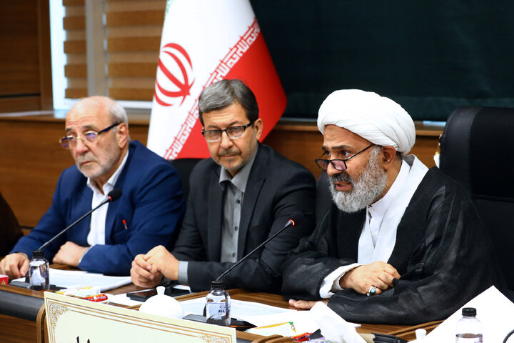 جلسه کمیسیون اصل نودم مجلس شورای اسلامی با استاندار اصفهان