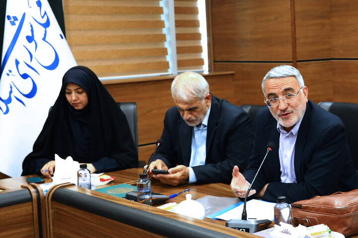 جلسه کمیسیون اصل نودم مجلس شورای اسلامی با استاندار اصفهان