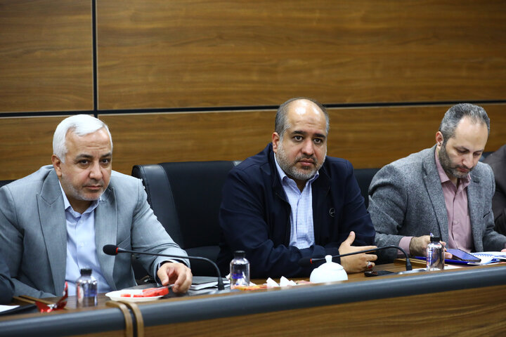 جلسه کمیسیون اصل نودم مجلس شورای اسلامی با استاندار اصفهان