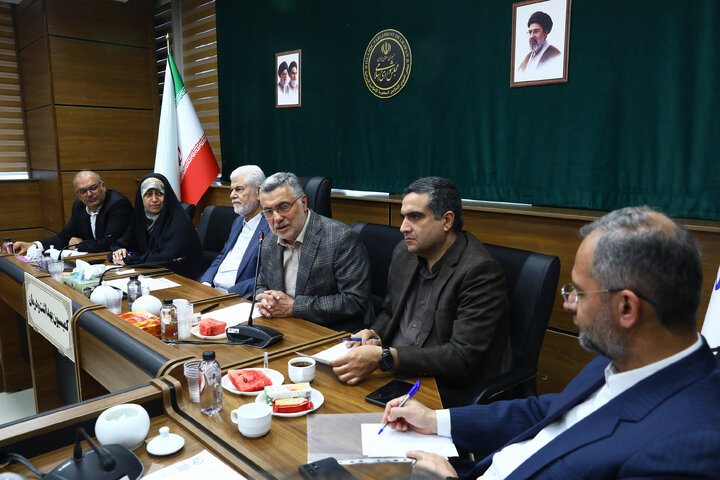 جلسه کمیسیون بهداشت درمان مجلس شورای اسلامی با وزیر بهداشت و درمان واموزش پزشکی