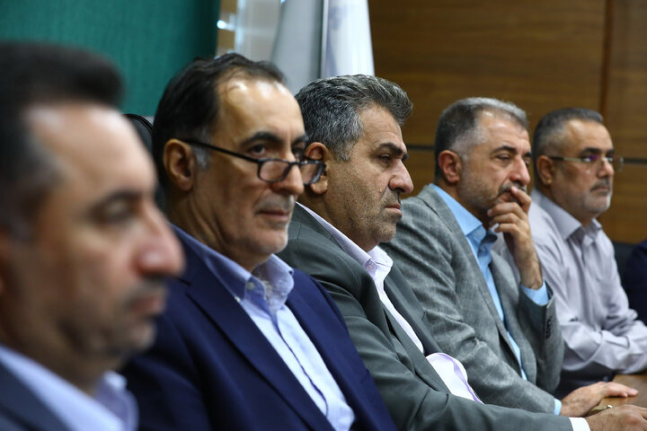 نشست کمیسیون اجتماعی با رییس بنیاد شهید و امور ایثارگران