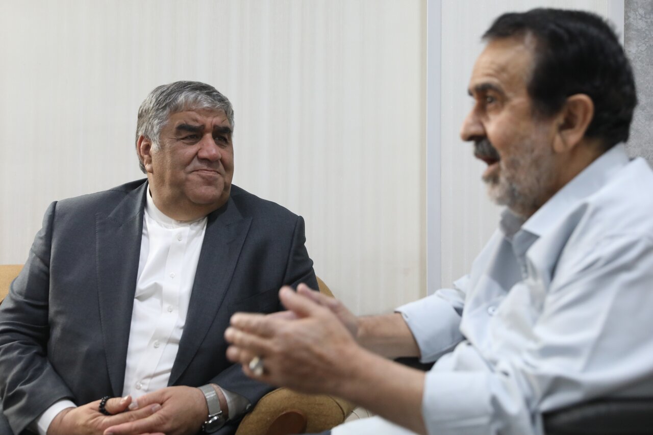 دیدار رئیس فراکسیون ایثارگران مجلس با جانباز هفتاد درصد علی عباس گودینی/گره‌گشایی از مشکلات جانبازان، وظیفه ملی و شرعی ما است