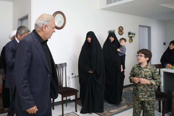 دیدار نمایندگان مجلس شورای اسلامی با خانواده شهید سید ابوالفضل موسوی