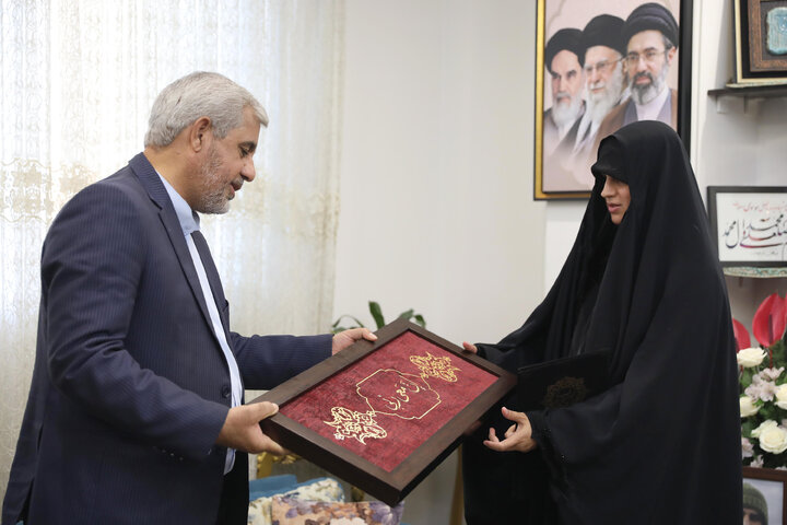 دیدار نمایندگان مجلس شورای اسلامی با خانواده شهید سید ابوالفضل موسوی