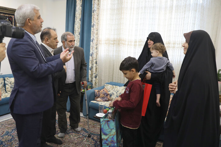 دیدار نمایندگان مجلس شورای اسلامی با خانواده شهید سید ابوالفضل موسوی
