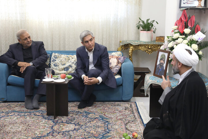 دیدار نمایندگان مجلس شورای اسلامی با خانواده شهید سید ابوالفضل موسوی