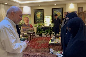 دیدار دکتر قالیباف رئیس مجلس با خانواده شهیدان لاریجانی و سلیمانی