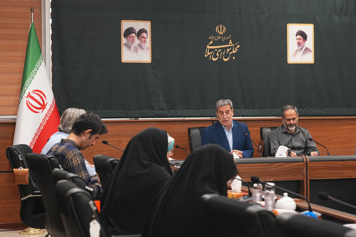 نشست خبری نایب رئیس و سخنگوی کمیسیون کشاورزی مجلس