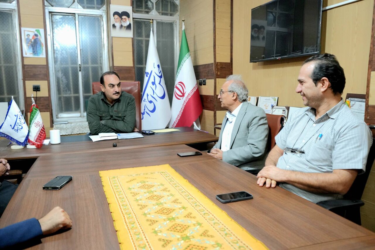نشست هماهنگی نماینده سیستان با مدیرعامل شرکت گسترش صنایع آریا تایر هامون