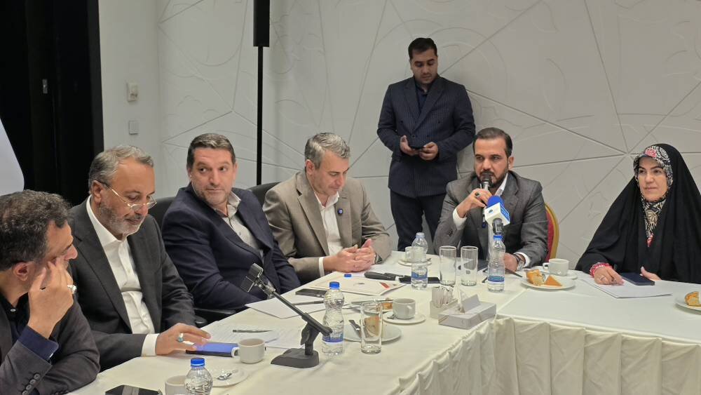 تمرکز بر جهش اقتصادی و توسعه زیرساختی شهر فرودگاهی امام خمینی(ره)/ رضایی‌کوچی: لزوم جذب سرمایه‌گذاران بخش خصوصی برای تحول در شهر فرودگاهی