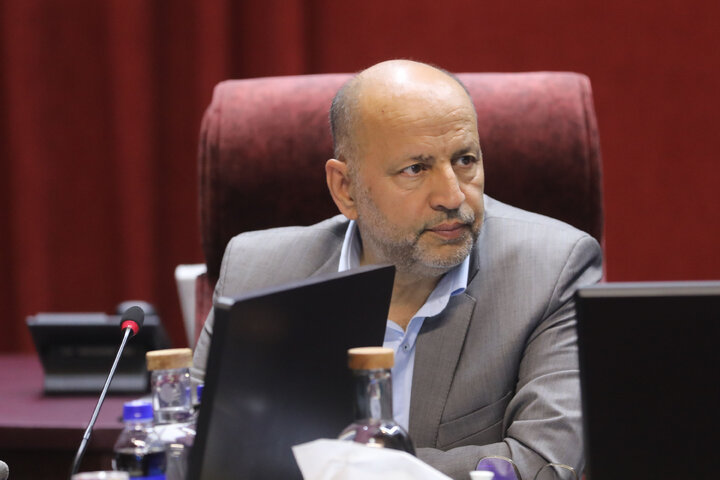 نشست مشترک مجمع نمایندگان تهران با وزیر امور اقتصادی و دارایی
