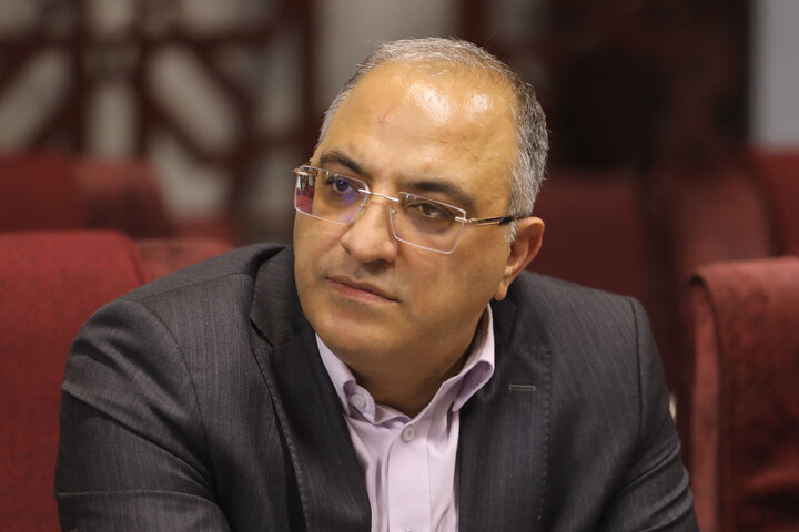 نشست مشترک مجمع نمایندگان تهران با وزیر امور اقتصادی و دارایی