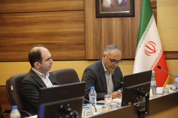 نشست کمیسیون قضایی و حقوقی مجلس با رئیس سازمان زندان‌ها