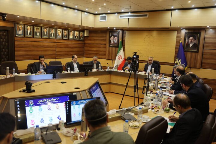 نشست کمیسیون قضایی و حقوقی مجلس با رئیس سازمان زندان‌ها