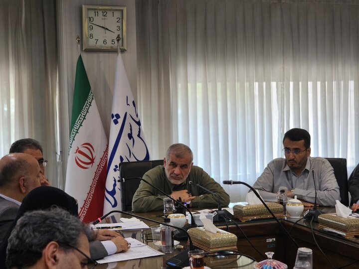 نشست بررسی آخرین وضعیت واگذاری ماشین‌سازی تبریز با حضور نایب‌رئیس مجلس