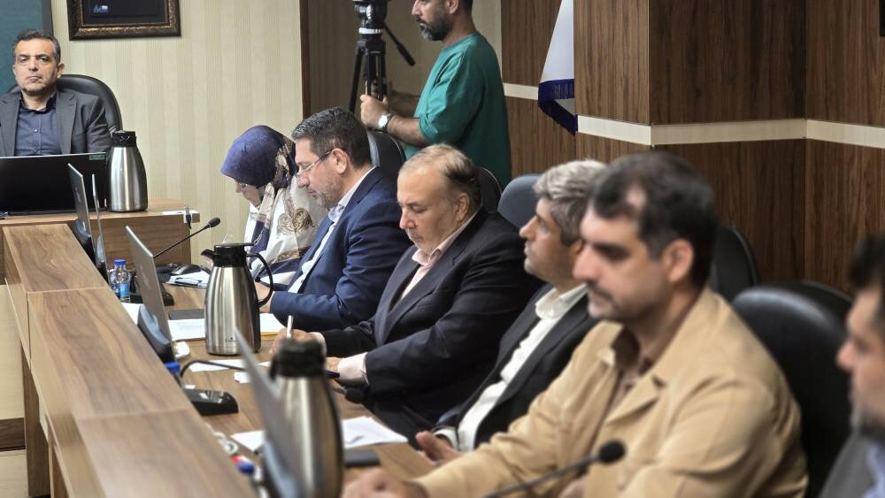 تزریق ۲۵۰ هزار میلیارد تومان نقدینگی به پروژههای زیربنایی از محل صرفهجویی انرژی/ روزهای پایانی قطعی برق بخش خانگی
