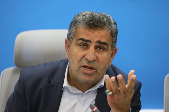 نشست مشترک اعضای کمیسیون اجتماعی مجلس با مسئولان کارخانه پگاه استان گلستان