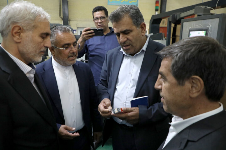 گزارش تصویری بازدید اعضای کمیسیون اجتماعی مجلس از کارخانه دخانیات استان گلستان