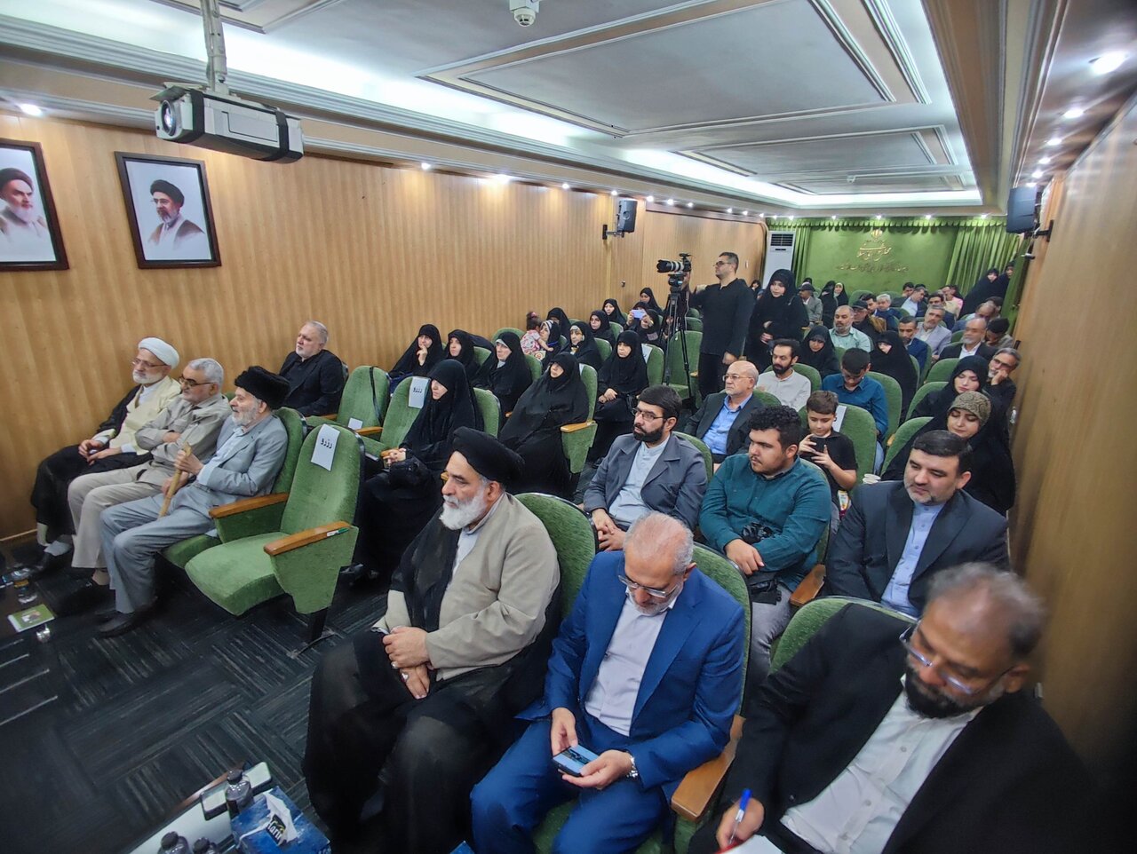 روایت دیپلماسی انقلابی و مکتب مقاومت