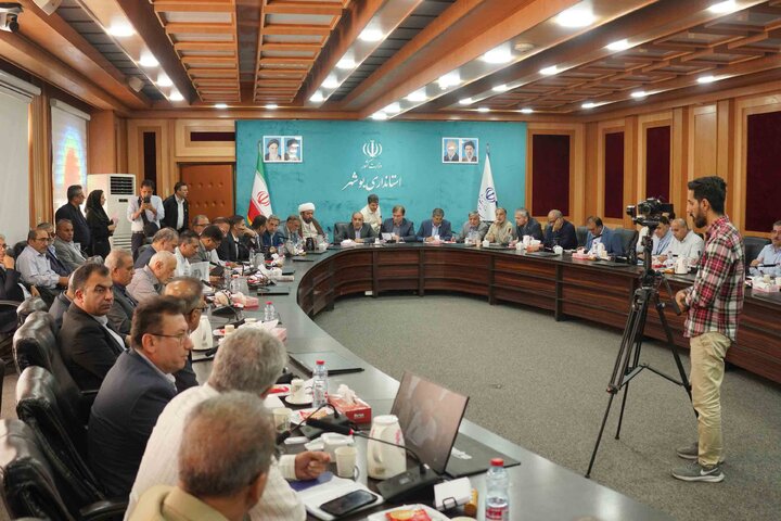 نشست جمع‌بندی سفر کمیسیون کشاورزی به دشتستان