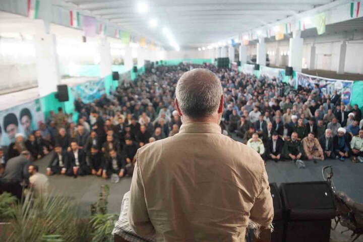 حضور نایب‌رئيس مجلس در در بیست‌وهفتمین یادواره شهدای شهرستان میاندورود