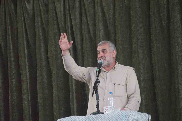 حضور نایب‌رئيس مجلس در در بیست‌وهفتمین یادواره شهدای شهرستان میاندورود