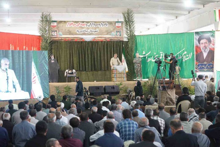 حضور نایب‌رئيس مجلس در در بیست‌وهفتمین یادواره شهدای شهرستان میاندورود