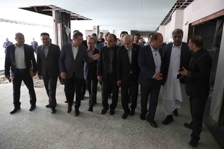 بازدید اعضای کمیسیون اجتماعی مجلس از درمانگاه و اورژانس نیمه ساخت خاتم الانبیا شهرستان گنبدکاووس