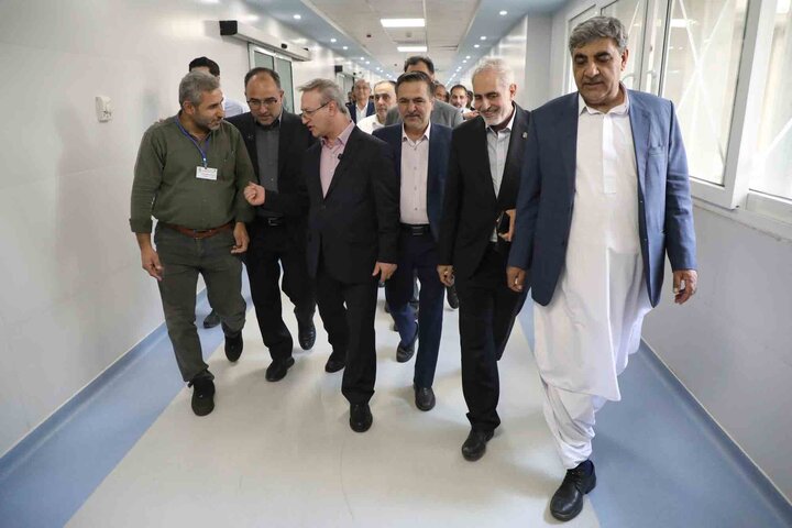 بازدید اعضای کمیسیون اجتماعی مجلس از درمانگاه و اورژانس نیمه ساخت خاتم الانبیا شهرستان گنبدکاووس