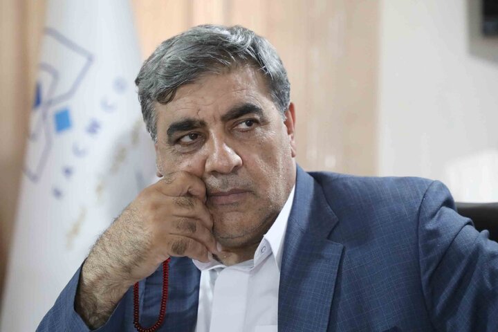 نشست مشترک اعضای کمیسیون اجتماعی مجلس با مسئولان معدن زغال سنگ تخت شهرستان مینودشت