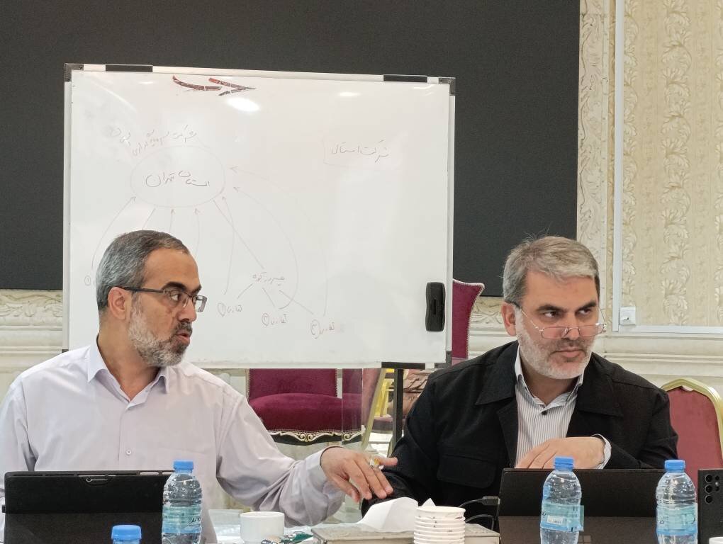 وضعیت جاماندگان سهام عدالت با اصلاح قانون تعیین تکلیف میشود/ اختصاص ۴۰ درصد واگذاریهای دولت به سهام عدالت