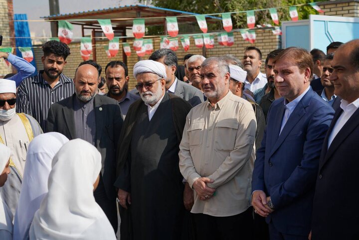 بهره‌برداری از مدرسه ۱۲ کلاسه دوره اول متوسطه ام‌کلثوم(س) شهرستان عسلویه با حضور نایب رئیس مجلس