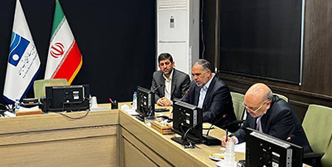 پیگیری مطالبات حوزه آب و فاضلاب خوزستان در دیدار نمایندگان اهواز با معاون وزیر نیرو