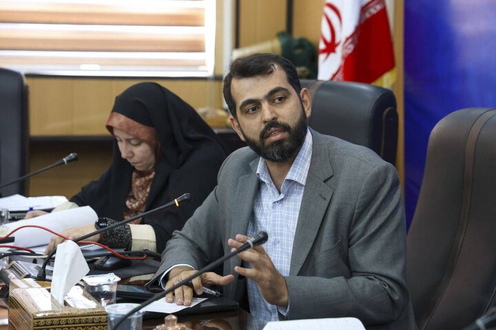 پیگیری وضعیت واگذاری زمین به متقاضیان قانون جوانی جمعیت در شیراز توسط نجابت