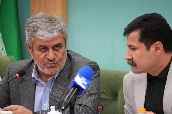 نشست مشترک کمیسیون برنامه و بودجه مجلس با معاون رئیس‌جمهور در امور توسعه روستایی و مناطق محروم