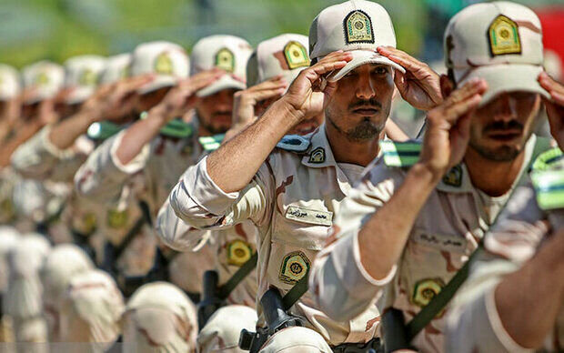 مجلس کارت پایان خدمت «سرباز معلمان غایب» را پیگیری می‌کند