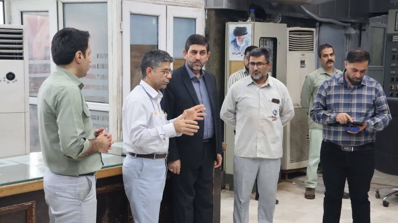 مطالبات کارکنان نیروگاه رامین پیگیری میشود/ تکمیل نیروگاه شهدای ویس تا پیش از تابستان