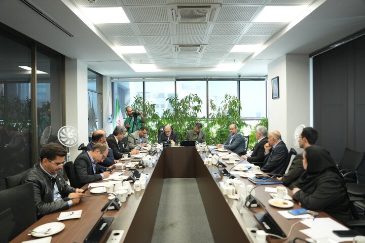 نشست کمیسیون قضایی مجلس با اتاق بازرگانی تهران