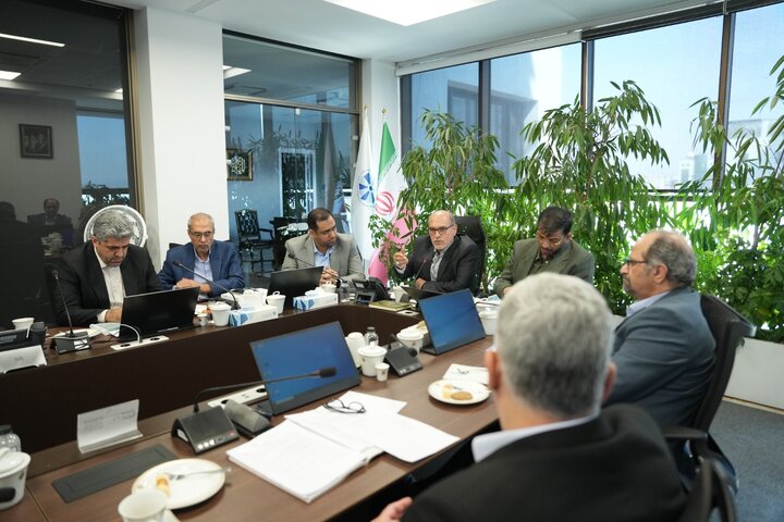 نشست کمیسیون قضایی مجلس با اتاق بازرگانی تهران