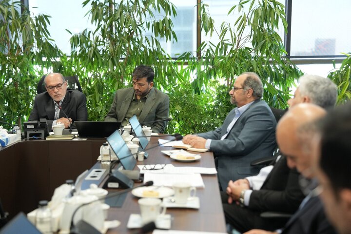نشست کمیسیون قضایی مجلس با اتاق بازرگانی تهران