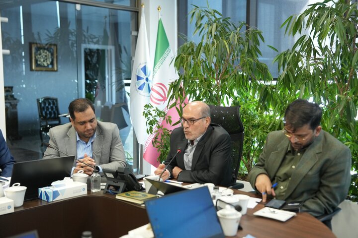 نشست کمیسیون قضایی مجلس با اتاق بازرگانی تهران